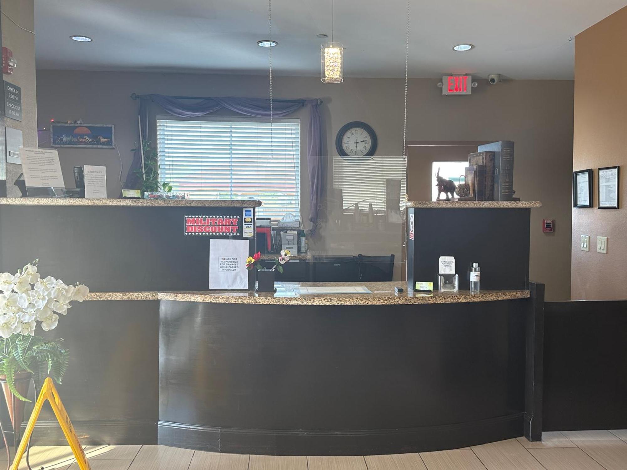 Floresville Executive Inn & Suites מראה חיצוני תמונה