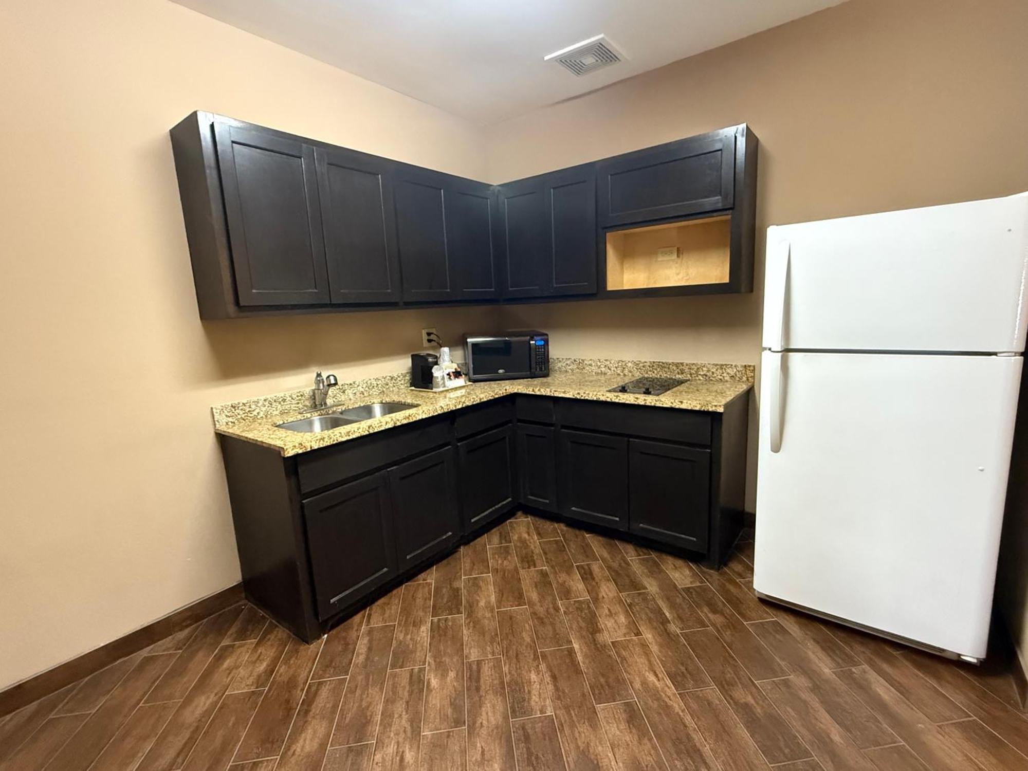 Floresville Executive Inn & Suites מראה חיצוני תמונה